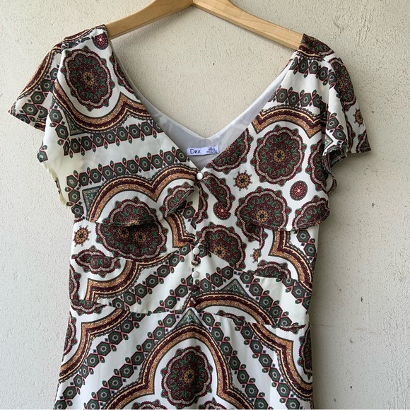 ☀️3/$30☀️ Pretty dress by Dex - Picture 2 of 15